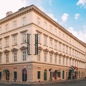 Отель Zenit Palace