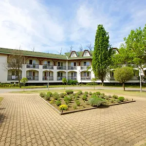 Auguszta Es Diakszallo 2*, Debrecen Hungary