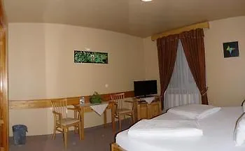 Hotel Karin Будапешт